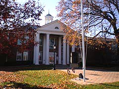 [photo, Calvert County Courthouse, 175 Main St., Prince Frederick, Maryland]