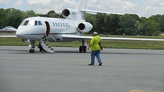 [photo, Passenger plane, Easton Airport, 29137 Newnam Road, Easton, Maryland]