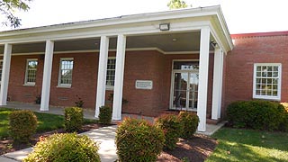 [photo, Board of Elections, 215 Bay St., Easton, Maryland]