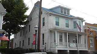 [photo, Town Hall, 21 North Main St., Boonsboro, Maryland]