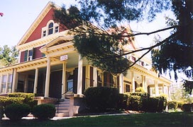 [photo, Town Hall (Town House), 7547 Main St., Sykesville, Maryland]